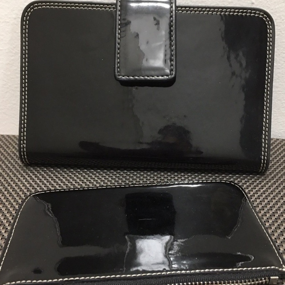 Black Compact wallet